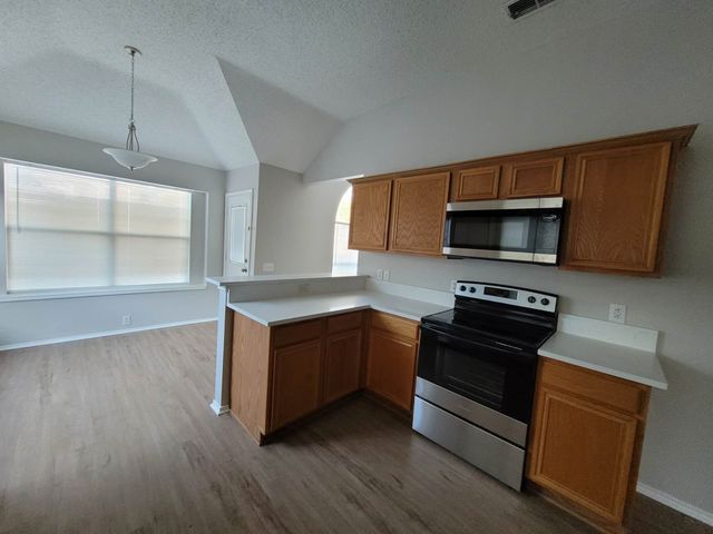 4609 Parkview Lane, Fort Worth, TX 76137