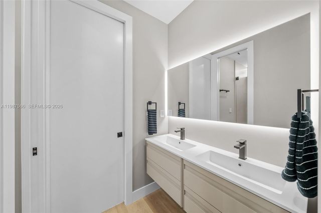 412 NW 47th St, Miami, FL 33127