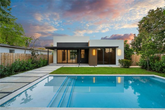 412 NW 47th St, Miami, FL 33127