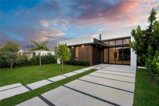 412 NW 47th St, Miami, FL 33127