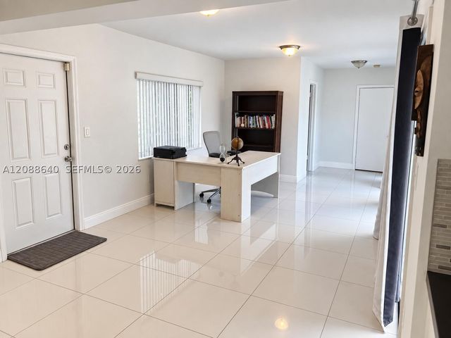 8981 SW 57th Ter, Miami, FL 33173