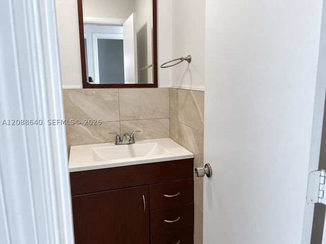 8981 SW 57th Ter, Miami, FL 33173