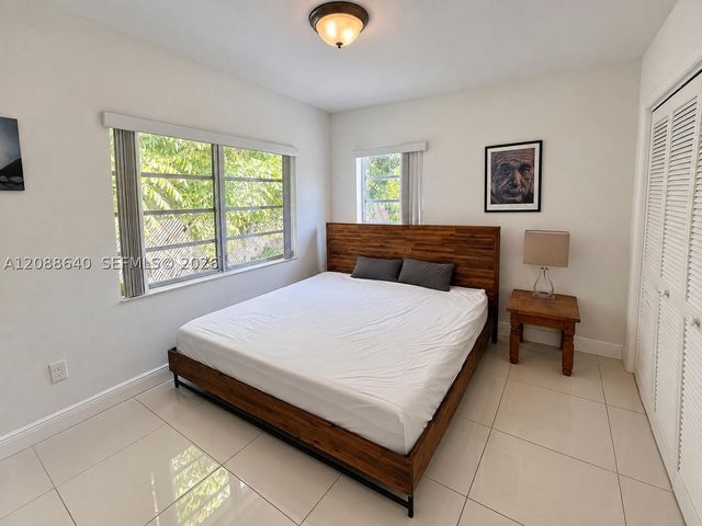 8981 SW 57th Ter, Miami, FL 33173