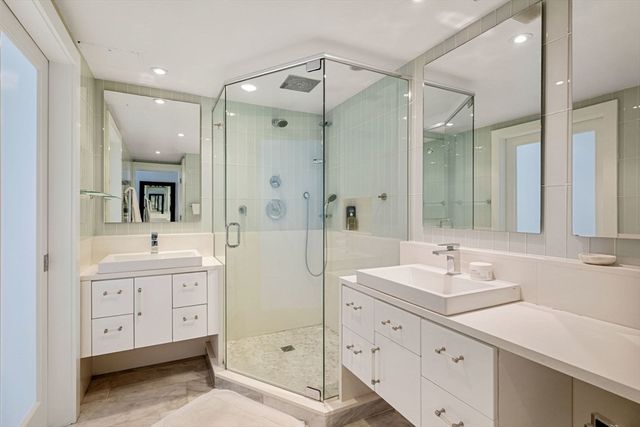 975 Memorial Drive 210, Cambridge, MA 02138