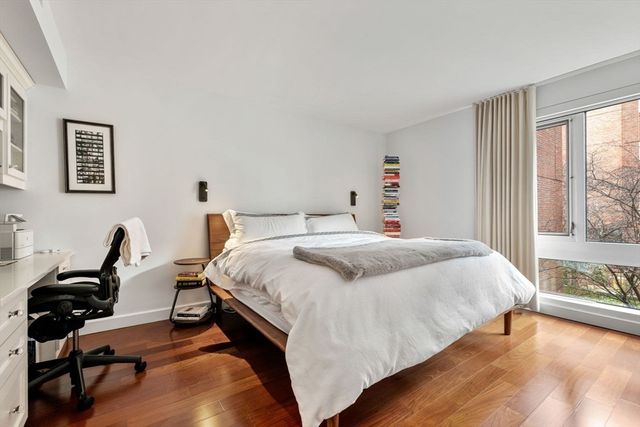 975 Memorial Drive 210, Cambridge, MA 02138