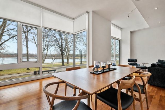 975 Memorial Drive 210, Cambridge, MA 02138