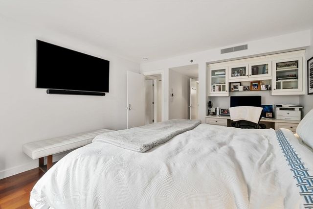 975 Memorial Drive 210, Cambridge, MA 02138