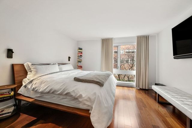 975 Memorial Drive 210, Cambridge, MA 02138