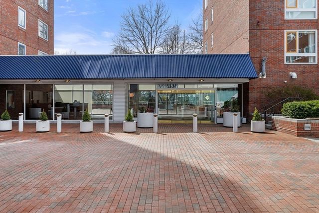 975 Memorial Drive 210, Cambridge, MA 02138