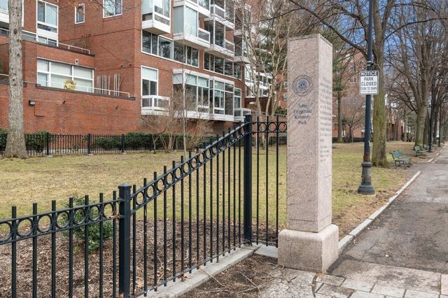 975 Memorial Drive 210, Cambridge, MA 02138