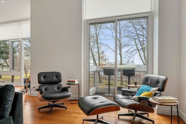 975 Memorial Drive 210, Cambridge, MA 02138