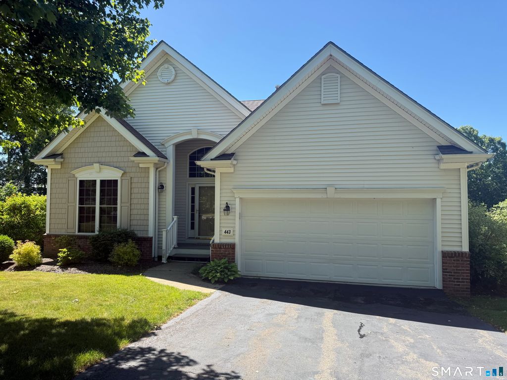 443 Tee Shot Drive 443, Oxford, CT 06478
