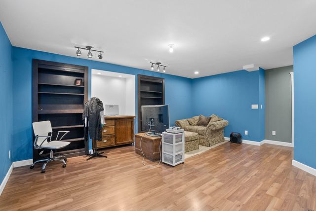 112 S Holiday Rd, Spokane Valley, WA 99016