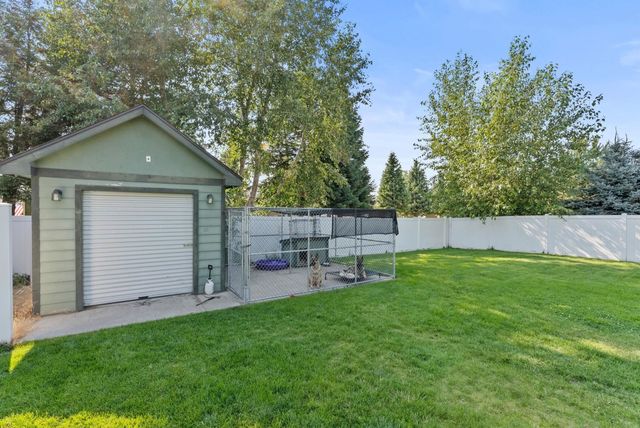 112 S Holiday Rd, Spokane Valley, WA 99016