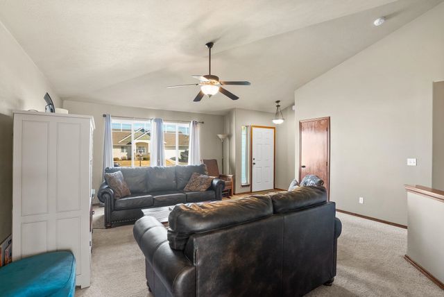 112 S Holiday Rd, Spokane Valley, WA 99016