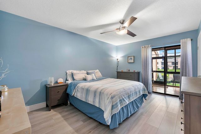 3392 NW 47th Avenue, Coconut Creek, FL 33063