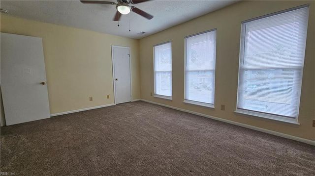731 Woodbox DR, Virginia Beach, VA 23462