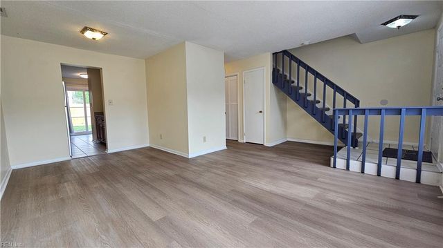 731 Woodbox DR, Virginia Beach, VA 23462