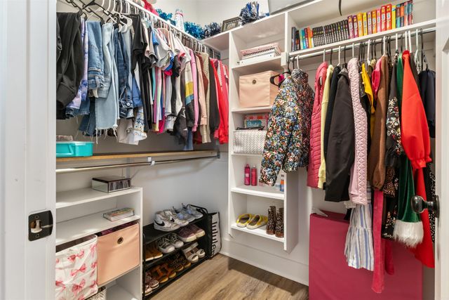 10 Raspberry Lane, Cabot, AR 72023