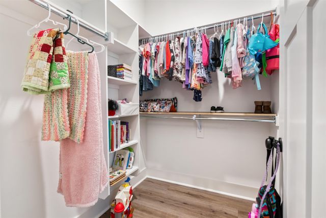 10 Raspberry Lane, Cabot, AR 72023