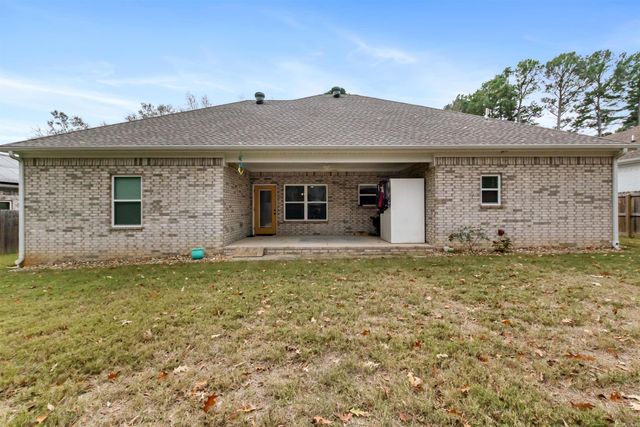 10 Raspberry Lane, Cabot, AR 72023