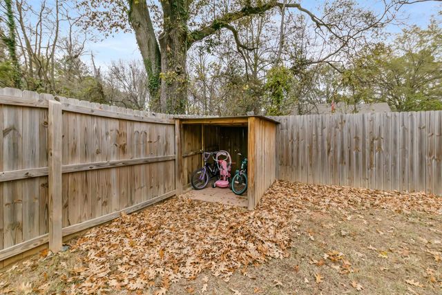 10 Raspberry Lane, Cabot, AR 72023