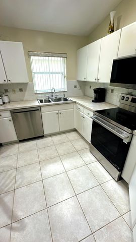 6256 Via Primo Street, Lake Worth, FL 33467
