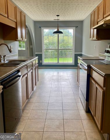 203 Cambridge Drive, Loganville, GA 30052