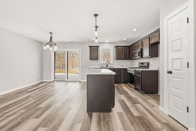 835 Lagonda Trail, Fort Wayne, IN 46818