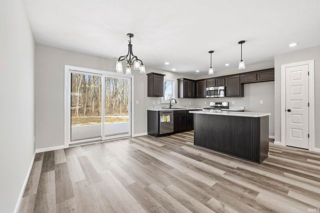 835 Lagonda Trail, Fort Wayne, IN 46818