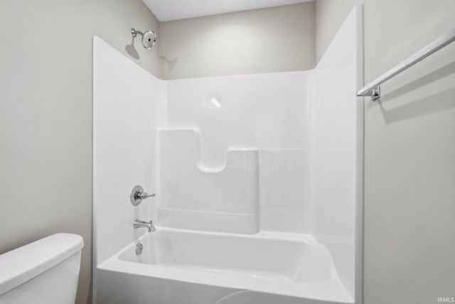 835 Lagonda Trail, Fort Wayne, IN 46818