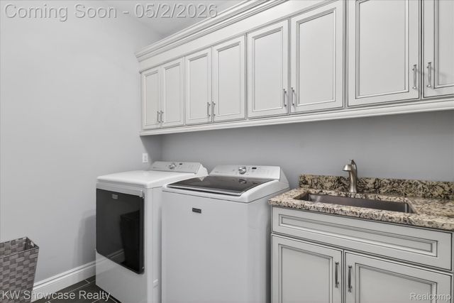 1881 Reidsview Drive, White Lake Charter Township, MI 48383
