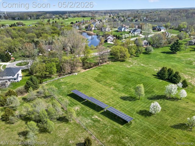 1881 Reidsview Drive, White Lake Charter Township, MI 48383