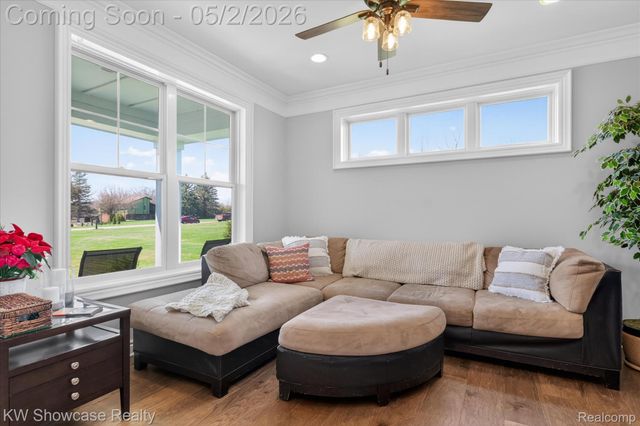 1881 Reidsview Drive, White Lake Charter Township, MI 48383