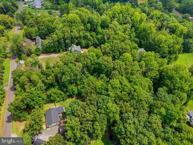 6109 EDS RD, Mineral, VA 23117