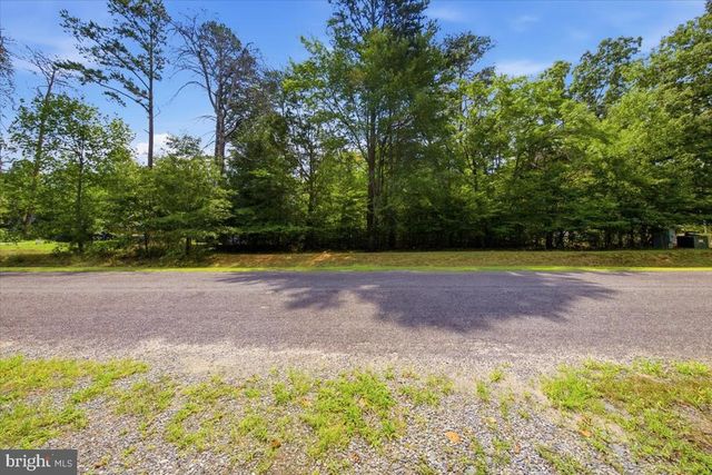 6109 EDS RD, Mineral, VA 23117