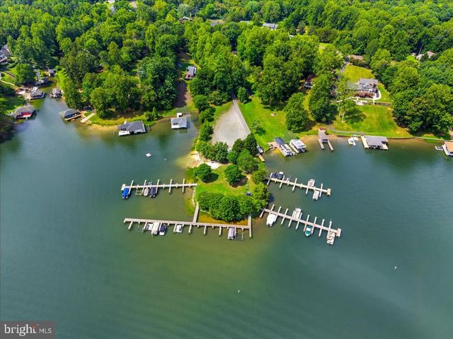 6109 EDS RD, Mineral, VA 23117
