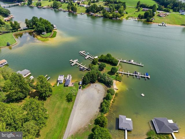 6109 EDS RD, Mineral, VA 23117