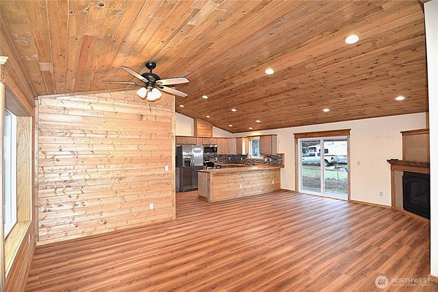 182 Frost Creek Road, Glenoma, WA 98336