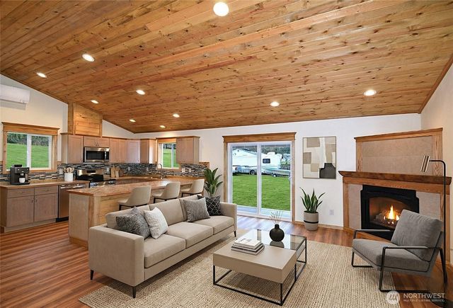 182 Frost Creek Road, Glenoma, WA 98336