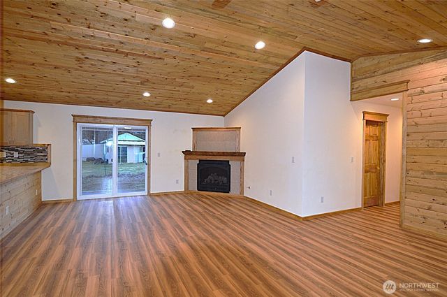 182 Frost Creek Road, Glenoma, WA 98336