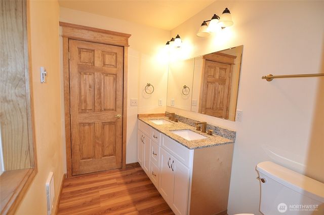 182 Frost Creek Road, Glenoma, WA 98336