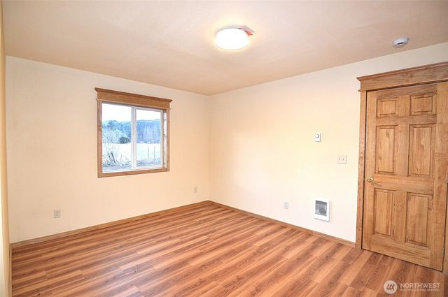 182 Frost Creek Road, Glenoma, WA 98336