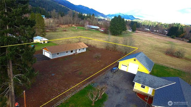 182 Frost Creek Road, Glenoma, WA 98336