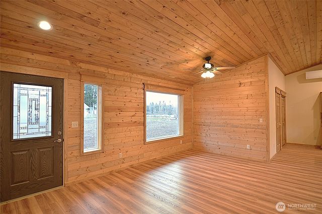 182 Frost Creek Road, Glenoma, WA 98336