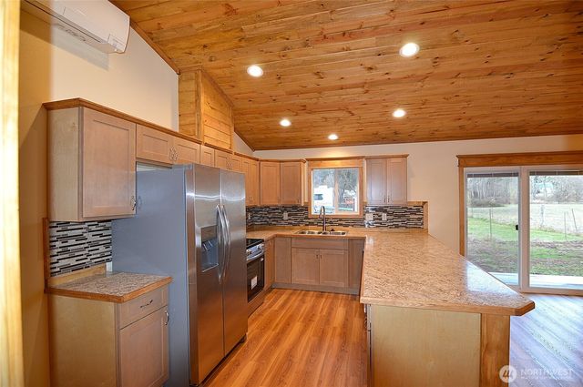 182 Frost Creek Road, Glenoma, WA 98336