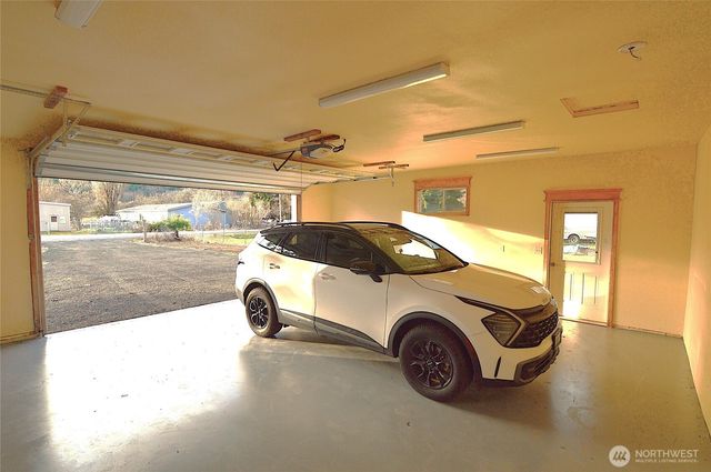 182 Frost Creek Road, Glenoma, WA 98336