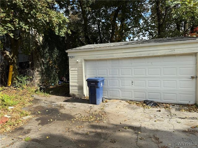 301 Peach Street, Buffalo, NY 14204