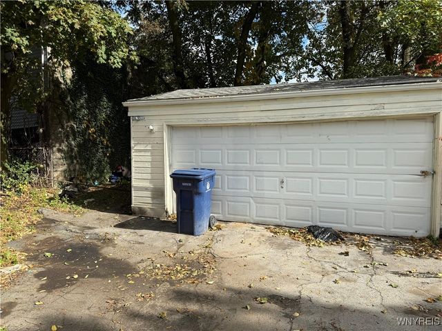 301 Peach Street, Buffalo, NY 14204