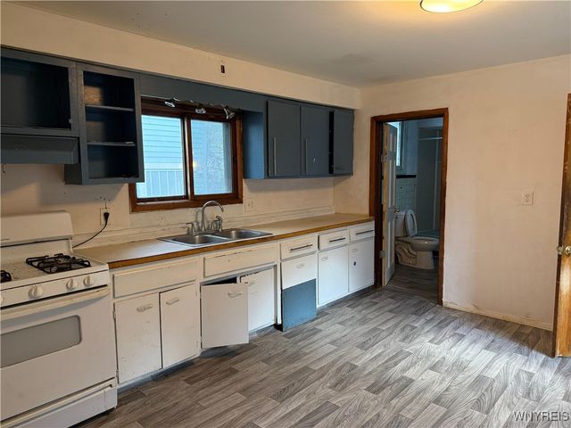 301 Peach Street, Buffalo, NY 14204